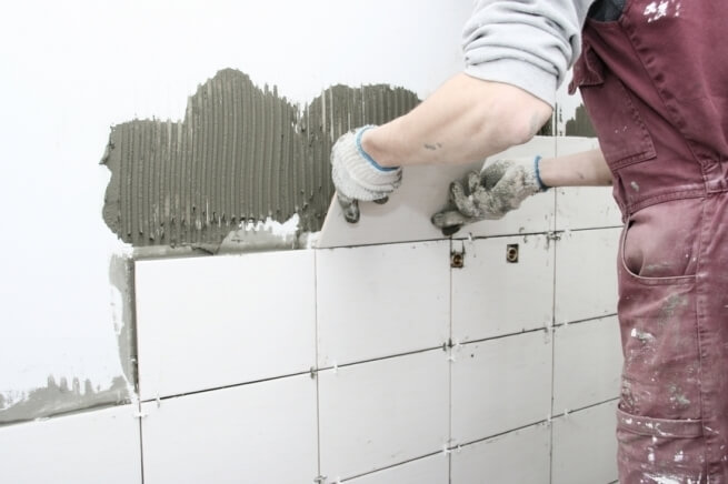 How to Set Up Bathtub Tiles